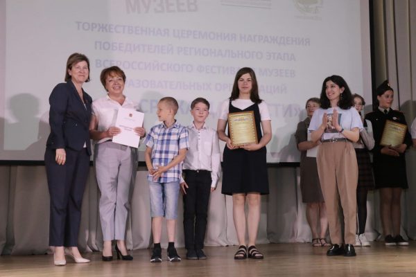 Звезды Балтики Награждение Манюк Трусенева министр фото Елены Чепиногa (80) Звезды Балтики Награждение Манюк Трусенева министр фото Елены Чепиногa (80)