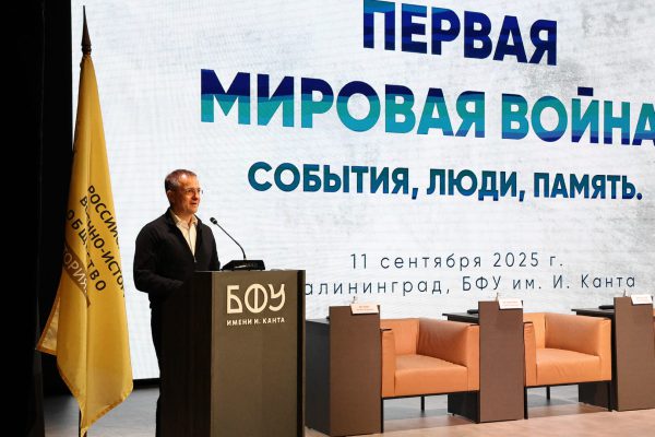 2N1A8689